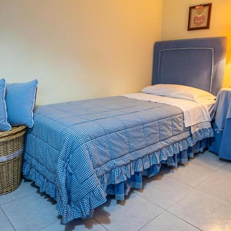 Courrier-House Apartment Ачи Кастело Екстериор снимка