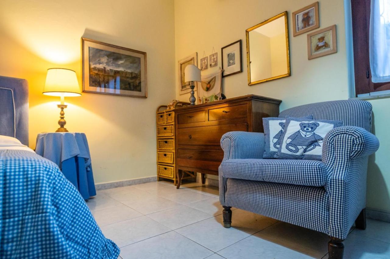 Courrier-House Apartment Ачи Кастело Екстериор снимка