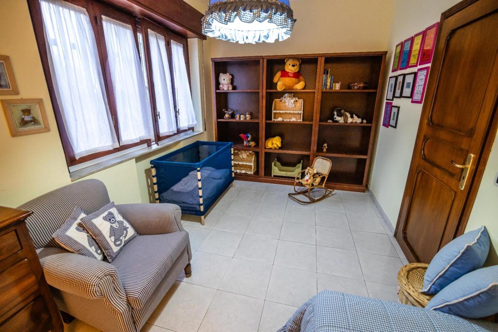 Courrier-House Apartment Ачи Кастело Екстериор снимка